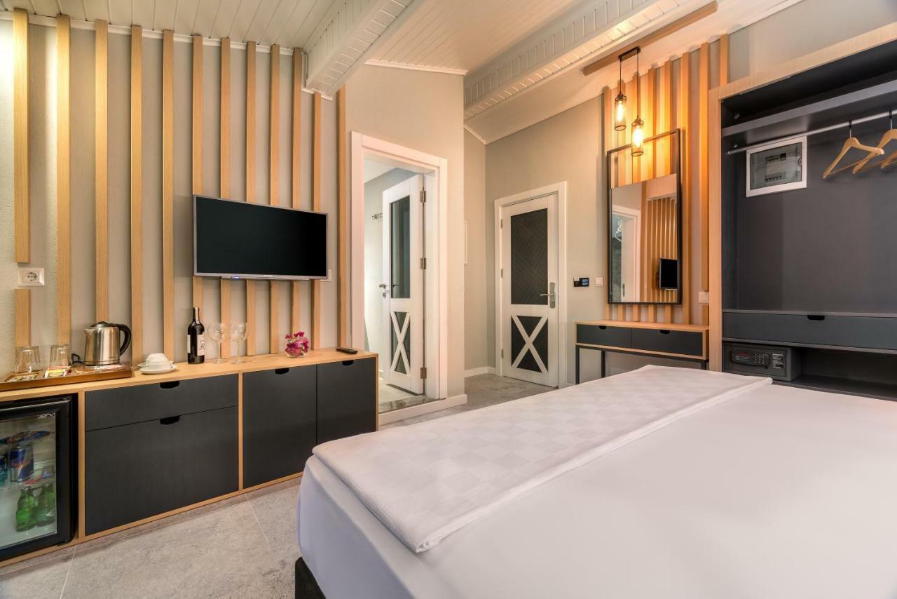 Isola 12 Hotel كاس المظهر الخارجي الصورة
