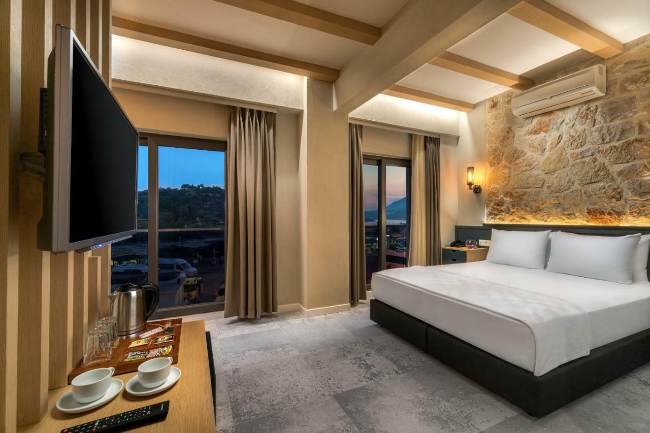 Isola 12 Hotel كاس المظهر الخارجي الصورة